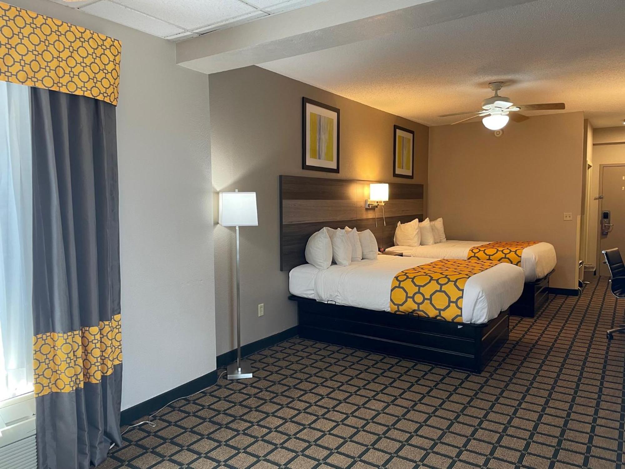 Baymont By Wyndham West Plains Hotel Exterior foto