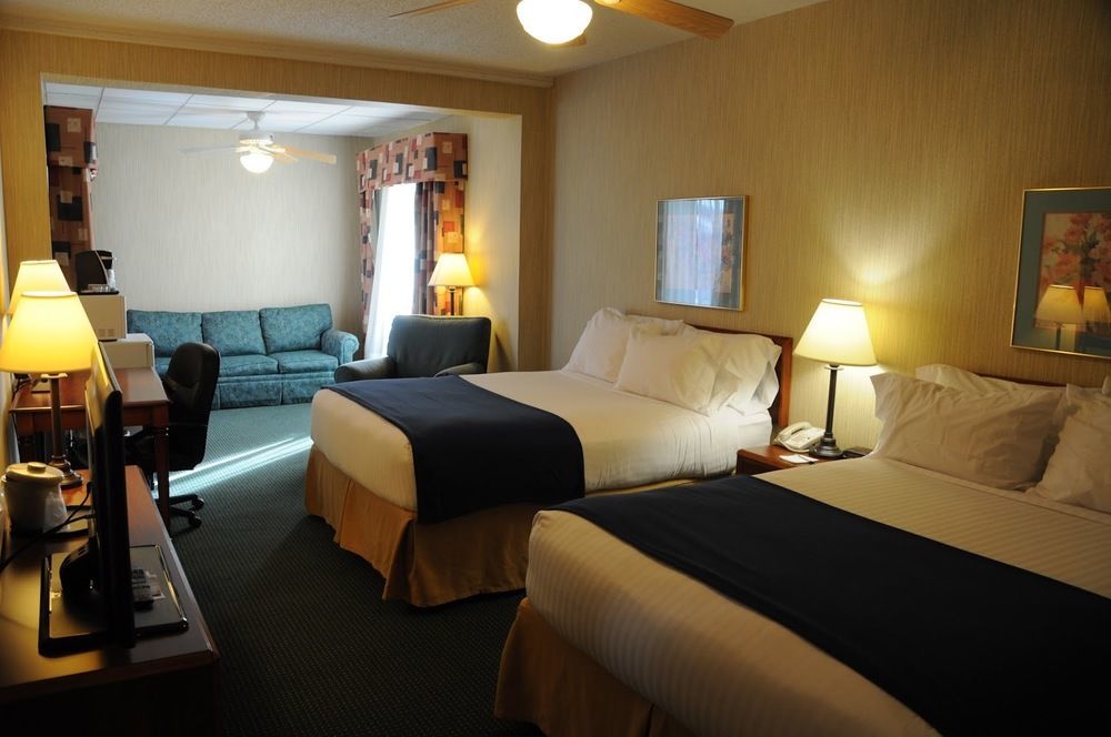 Baymont By Wyndham West Plains Hotel Exterior foto